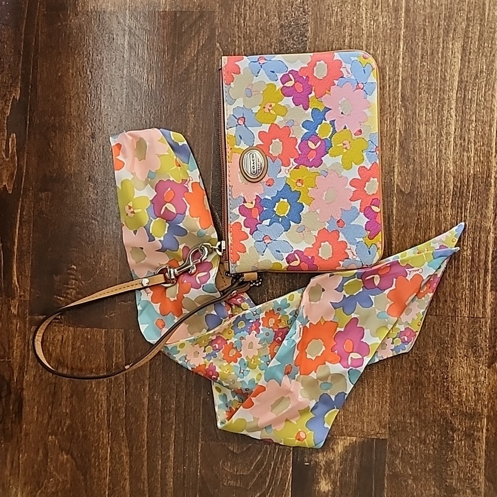 Coach wallet and matching scarf